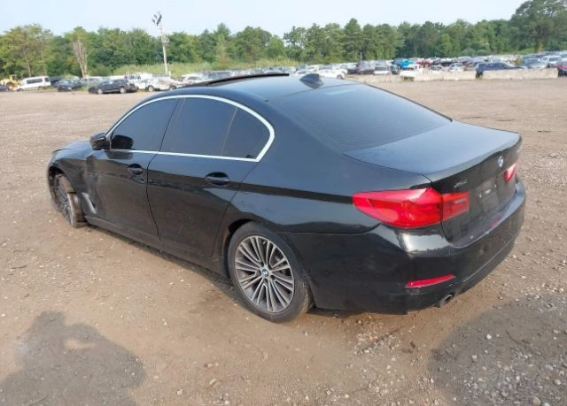 BMW 330 i xDrive * Подгрев * Карплей * Шибидах, снимка 3 - Автомобили и джипове - 48992022