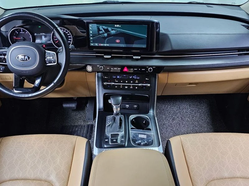 Kia Carnival 2.2 Automatic, снимка 7 - Автомобили и джипове - 55723532