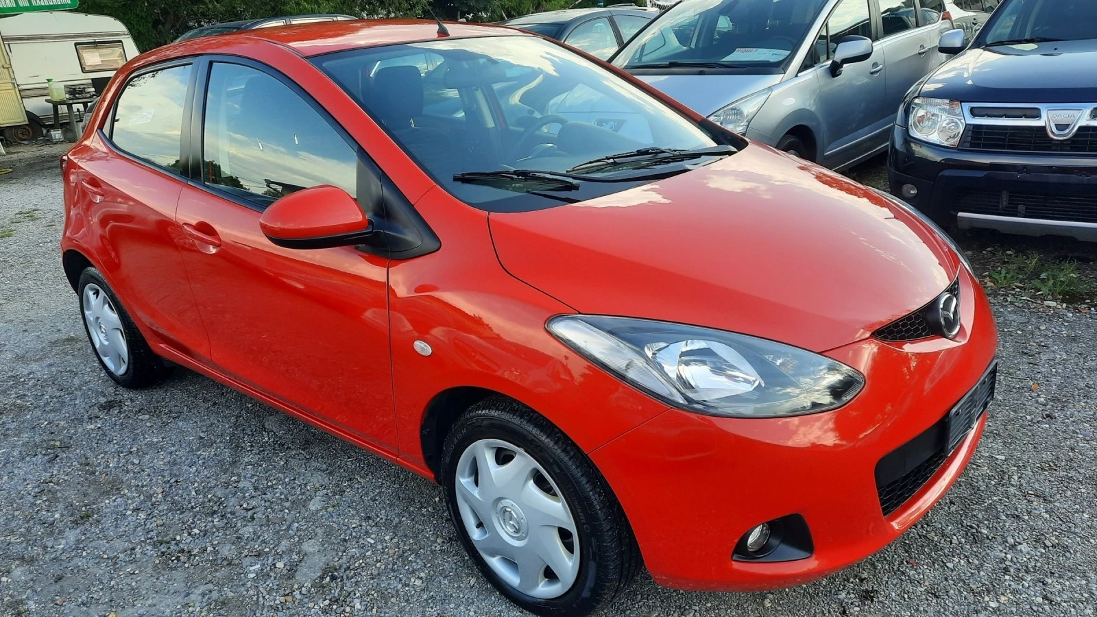 Mazda 2 1.4i - изображение 2