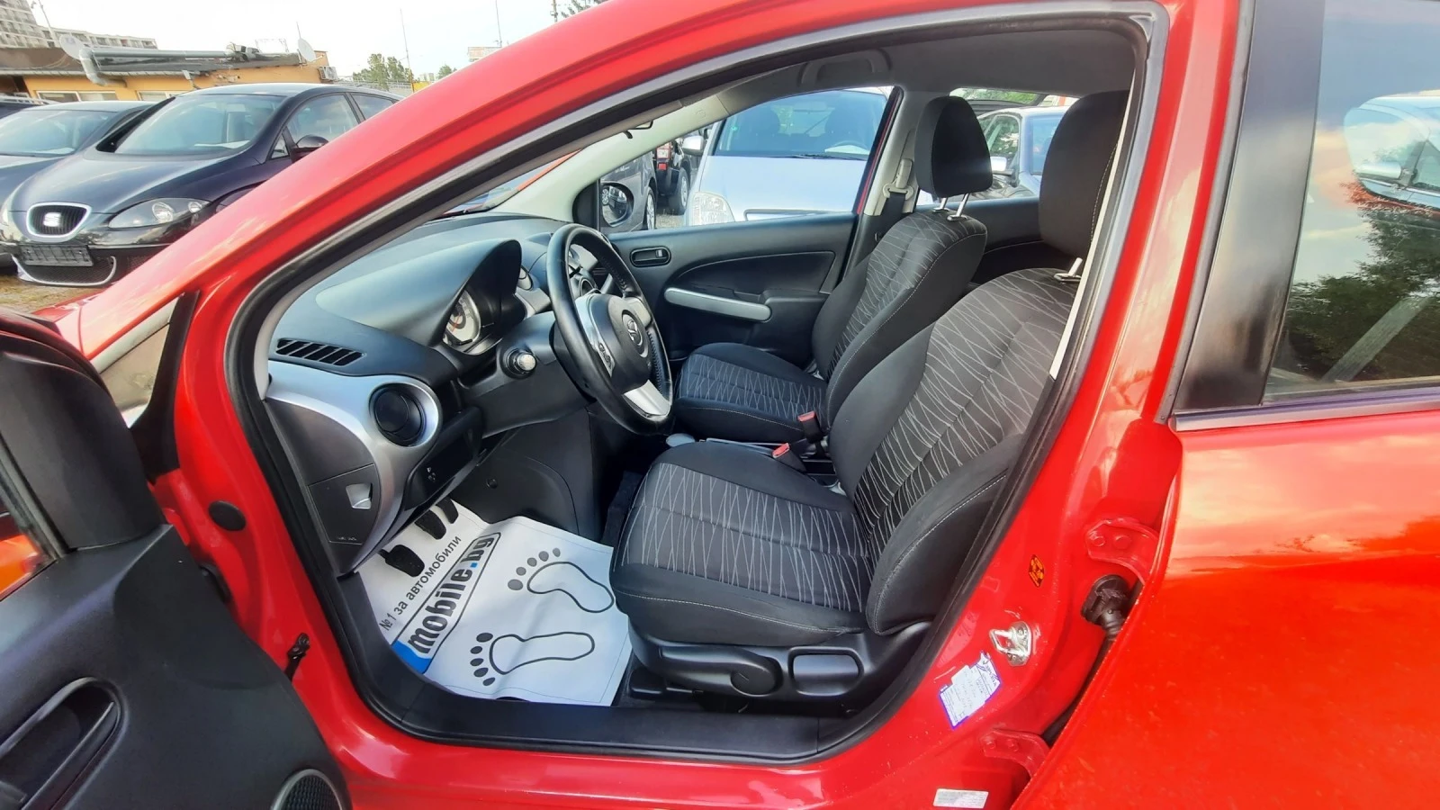 Mazda 2 1.4i - изображение 8