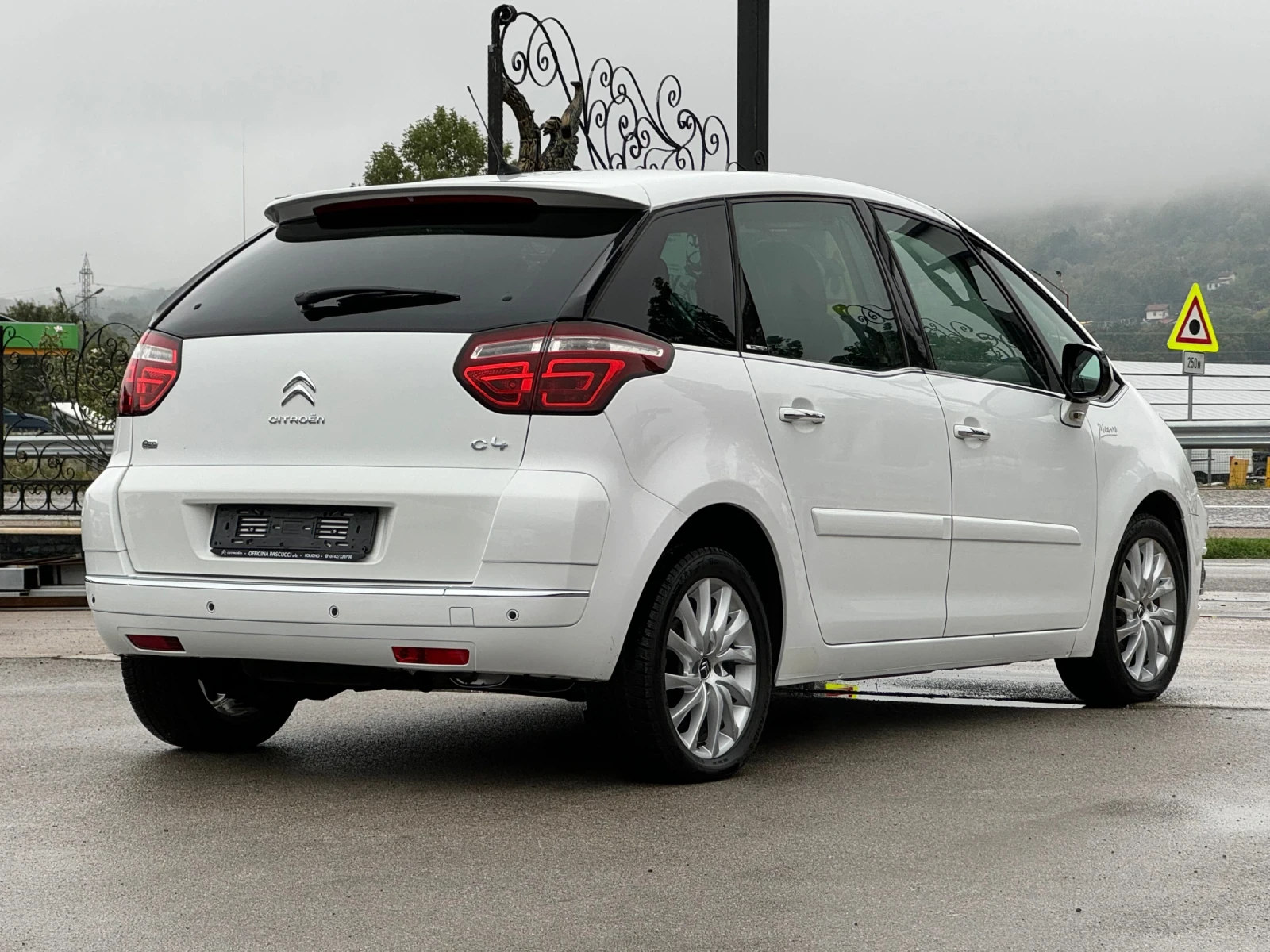 Citroen C4 Picasso 2.0HDI ИТАЛИЯ - изображение 6