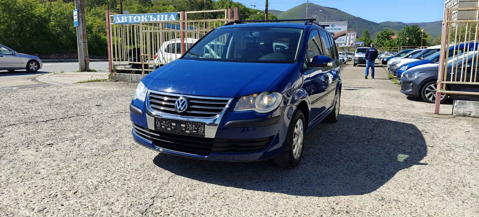 VW Touran 2.0i-7места09г | Mobile.bg — изображение 1