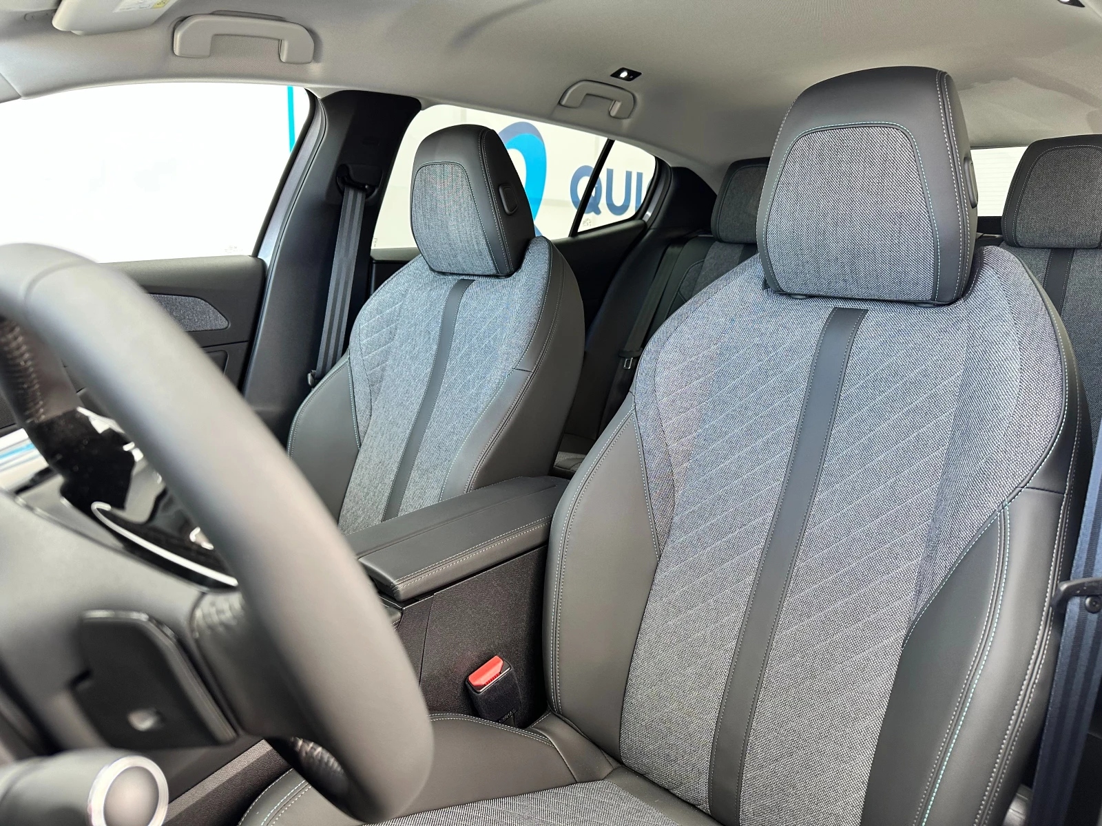 Peugeot 408 Plug-in HYBRID* DISTR* 15576.00 . .  | Mobile.bg   13