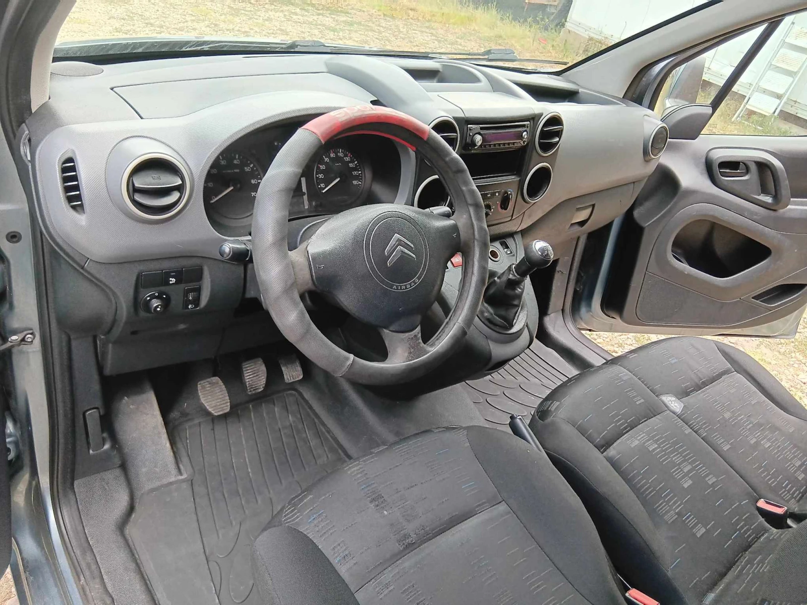 Citroen Berlingo 1.6 - изображение 9