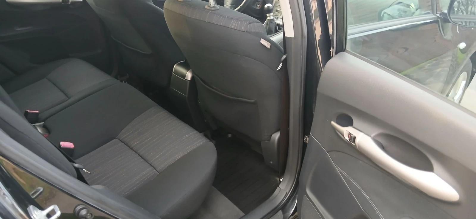 Toyota Auris  1.6  132.. | Mobile.bg   10