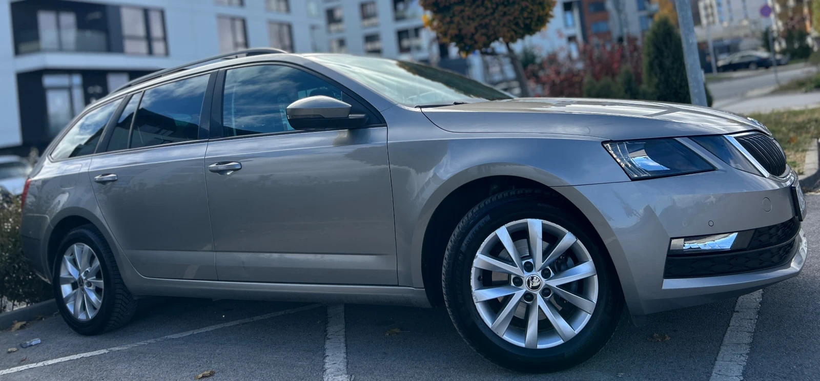 Skoda Octavia 2.0TDI* BUSINESS* НОВИ ЗИМНИ ГУМИ! - изображение 3