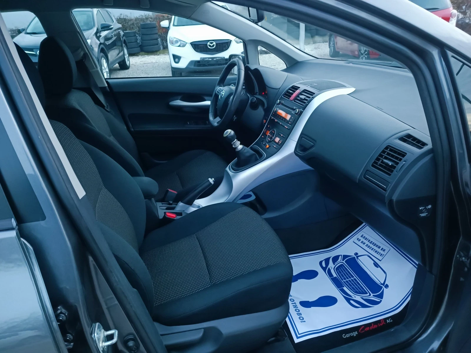 Toyota Auris 1.8i-147��-���������-�����-6��-FACELIFT-Keyless | Mobile.bg � ����������� 12