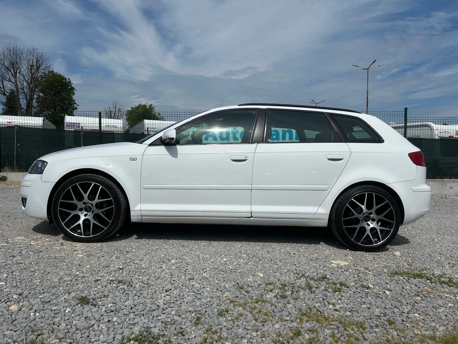 Audi A3 2.0TDi/AUTOMATIC/140K.C./АВТОКАСКО/НОВ ВНОС, снимка 6 - Автомобили и джипове - 52773572