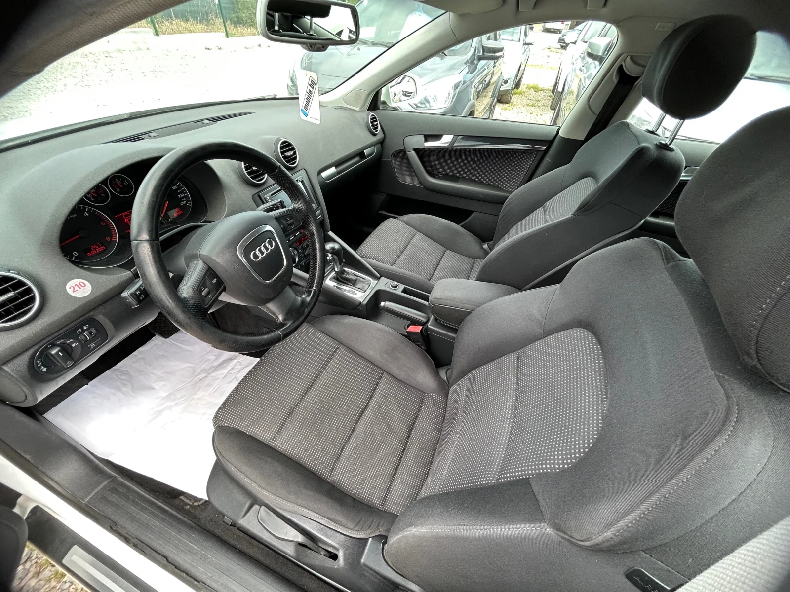 Audi A3 2.0TDi/AUTOMATIC/140K.C./АВТОКАСКО/НОВ ВНОС - изображение 9