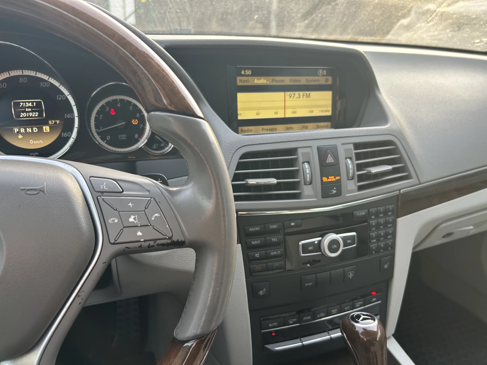 Mercedes-Benz E 55  - изображение 9