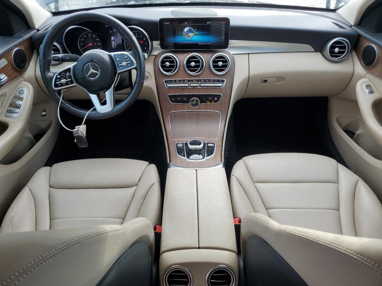 Mercedes-Benz C 300 4 MATIC - изображение 10