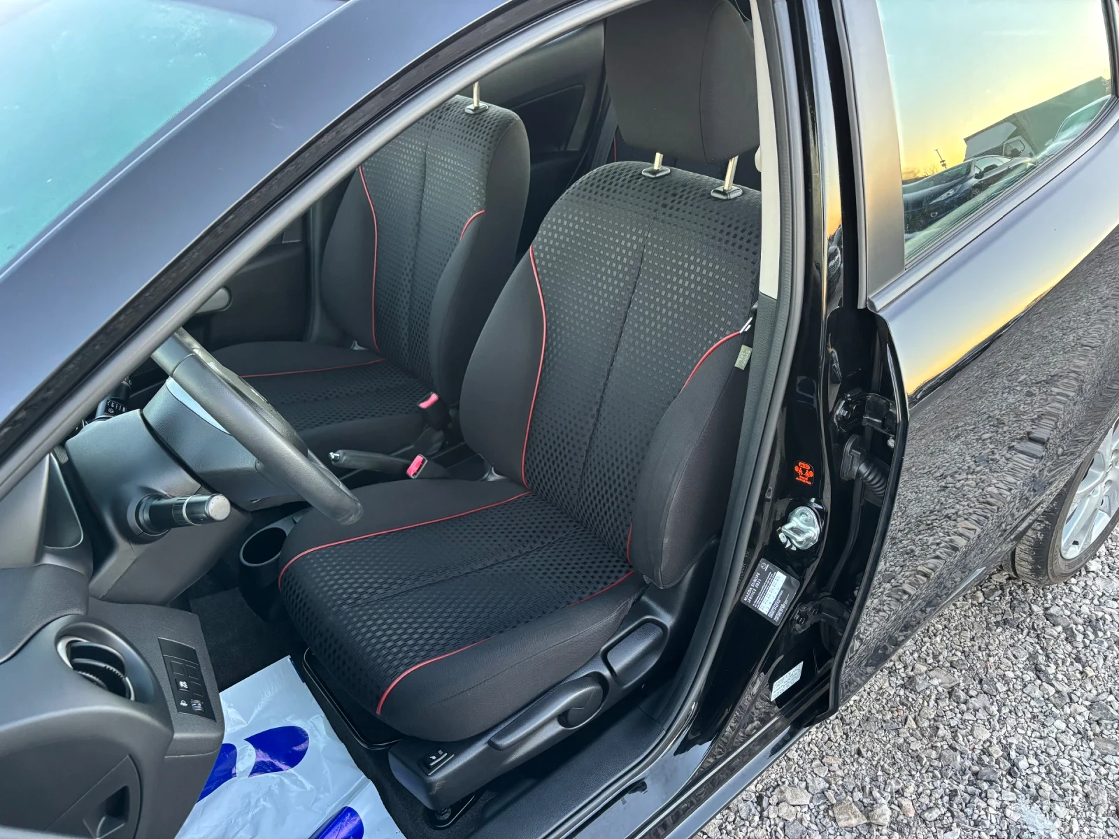 Mazda 2 1.3-85кс - изображение 7