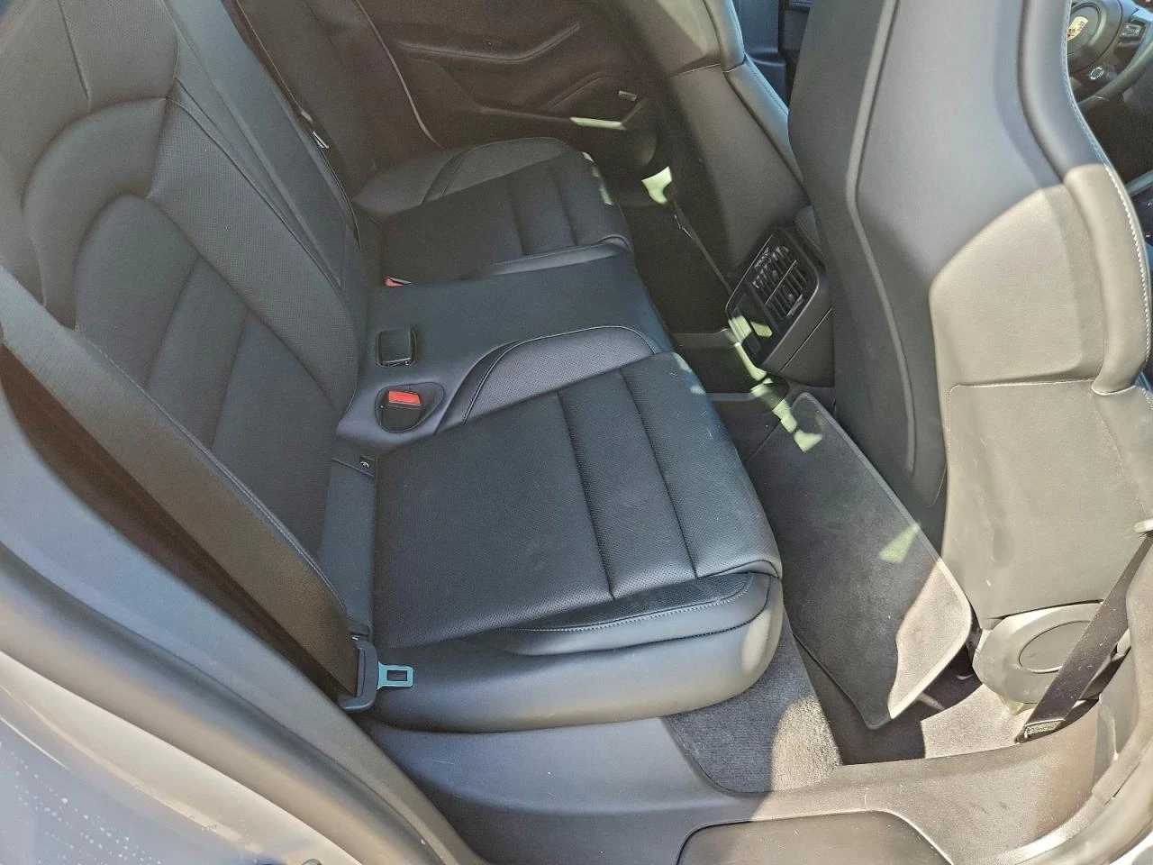 Porsche Taycan GTS AWD Performance Battery Plus - изображение 10