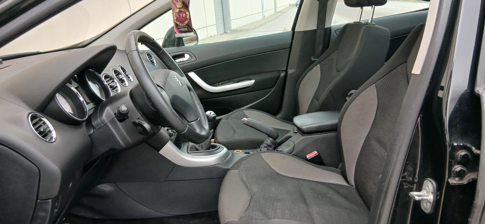 Peugeot 308 1.6 ТОП СЪСТОЯНИЕ , снимка 15 - Автомобили и джипове - 54146456