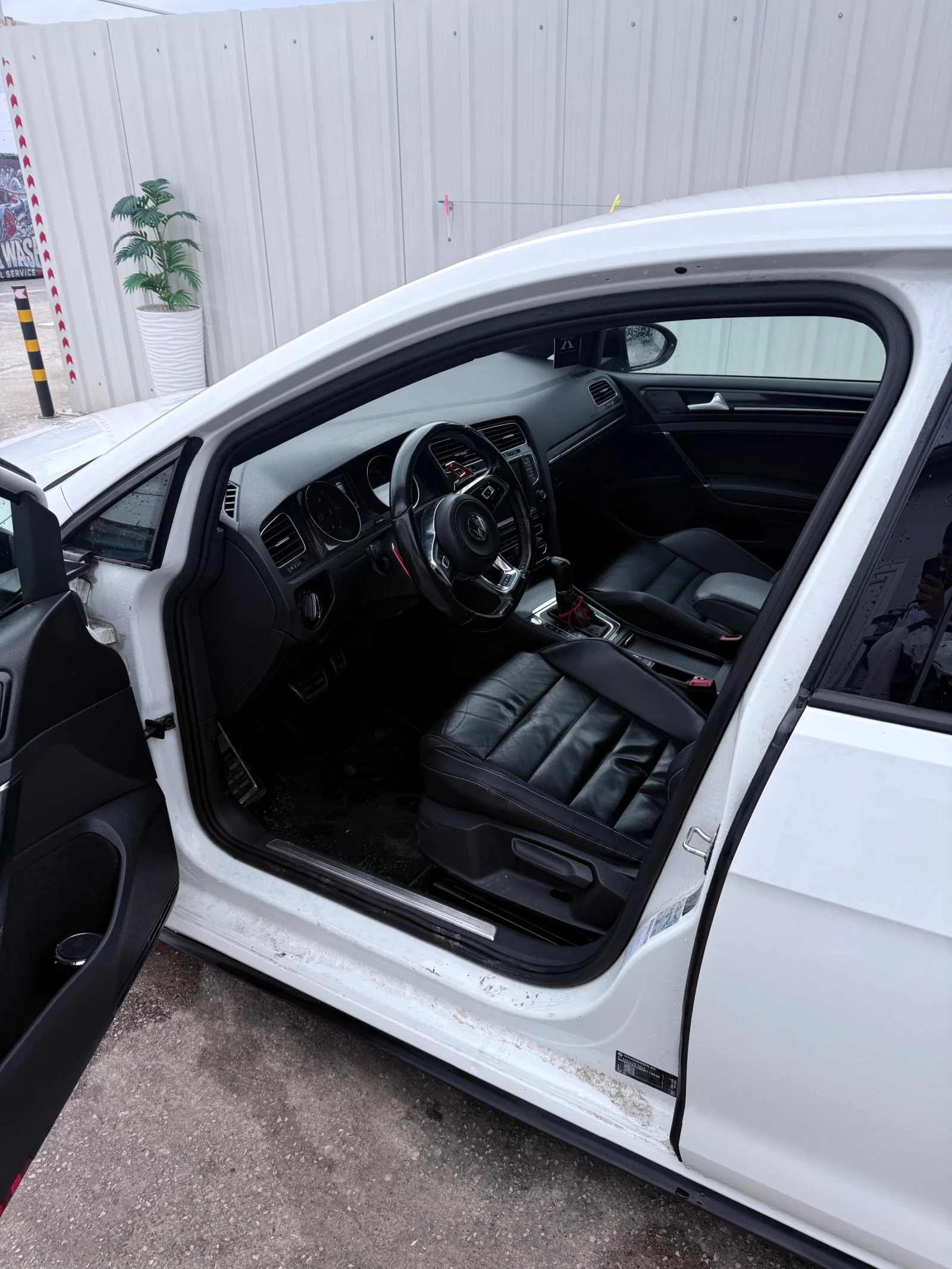 VW Golf, снимка 4 - Автомобили и джипове - 54381425