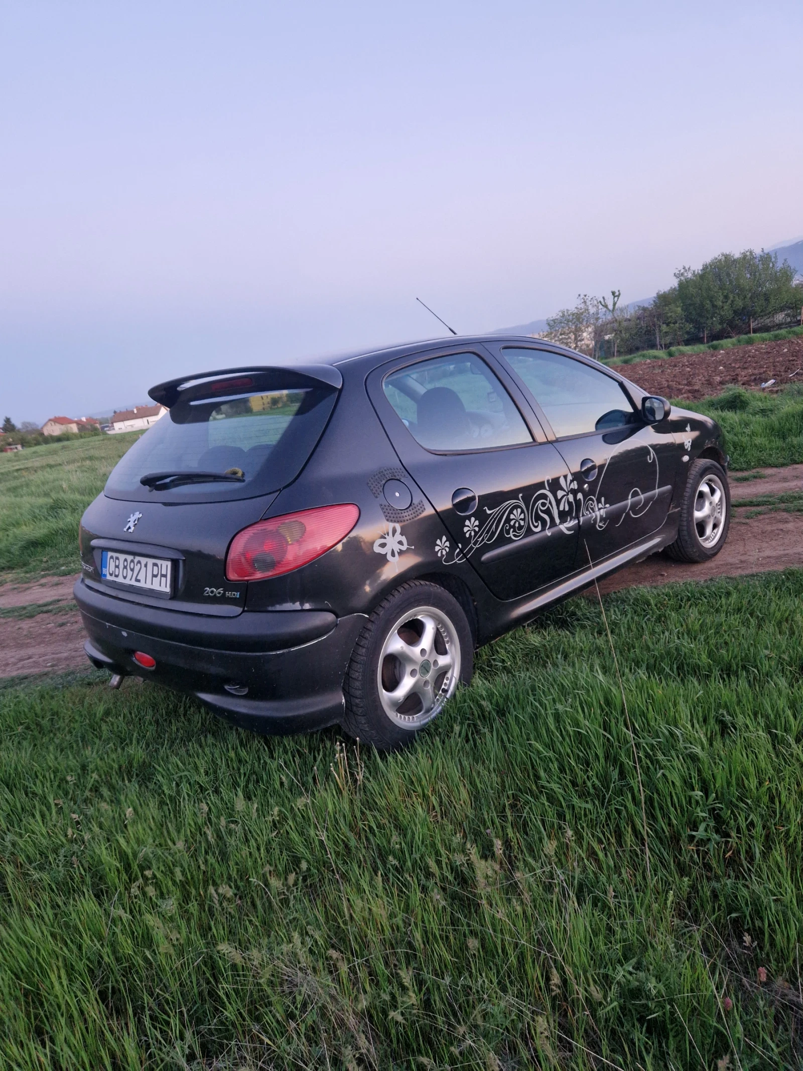 Peugeot 206 1.4 HDi Facelift, снимка 5 - Автомобили и джипове - 54544939