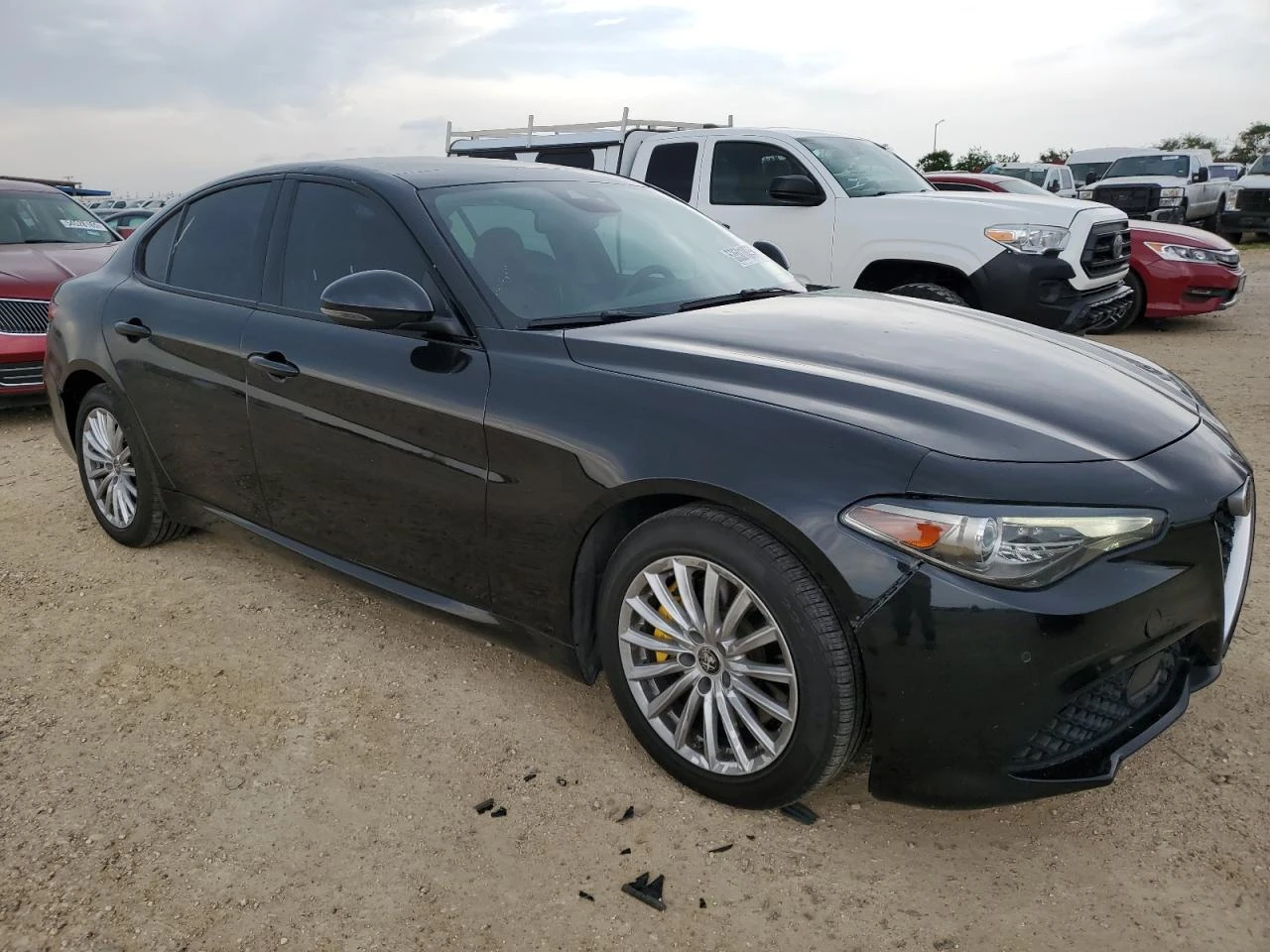 Alfa Romeo Giulia 2l Ti Q4, снимка 4 - Автомобили и джипове - 54713397