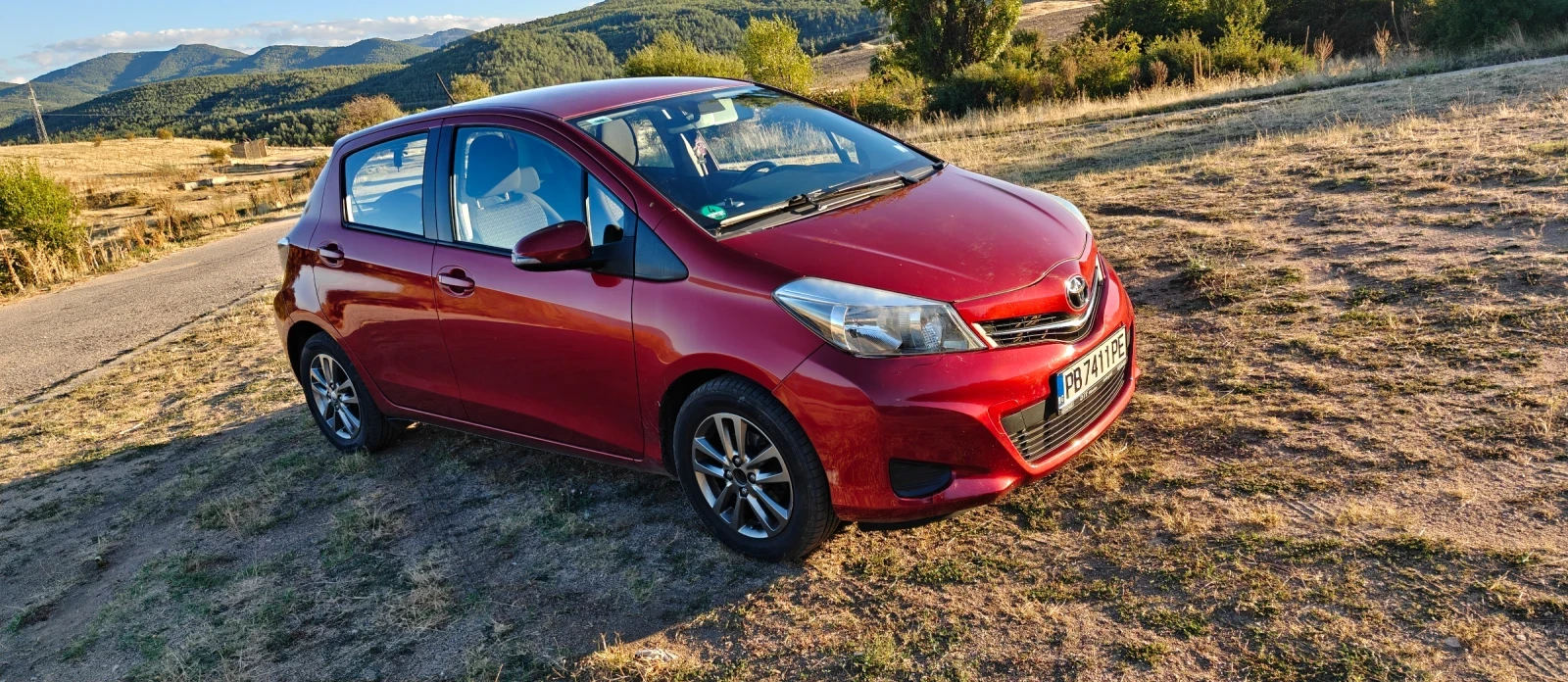 Toyota Yaris, снимка 3 - Автомобили и джипове - 55170391