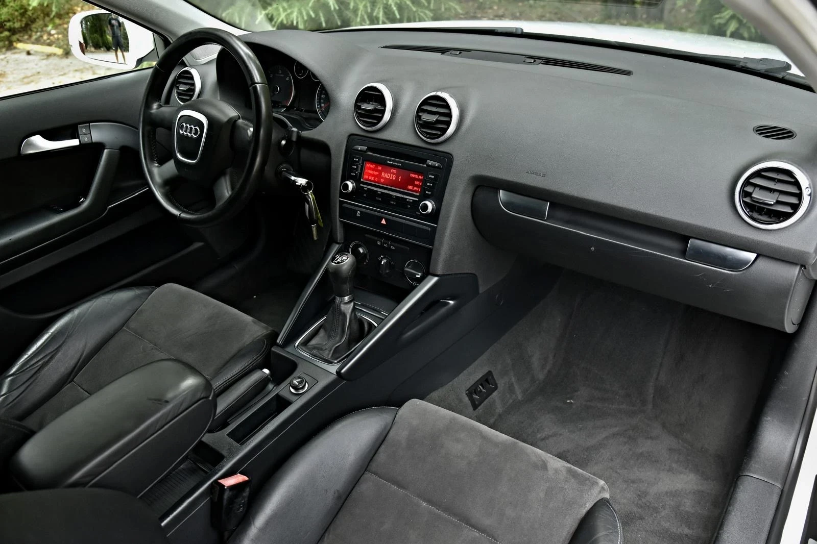 Audi A3 1.6TDI, снимка 10 - Автомобили и джипове - 55423289