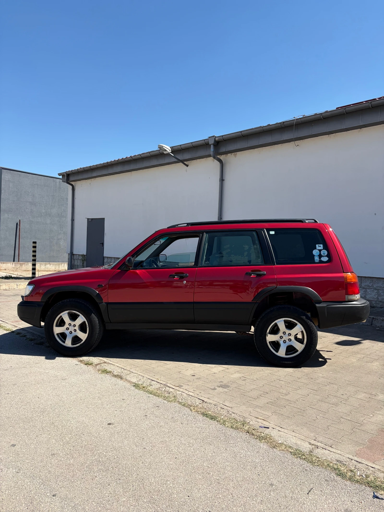 Subaru Forester 2.0i, снимка 3 - Автомобили и джипове - 55678557