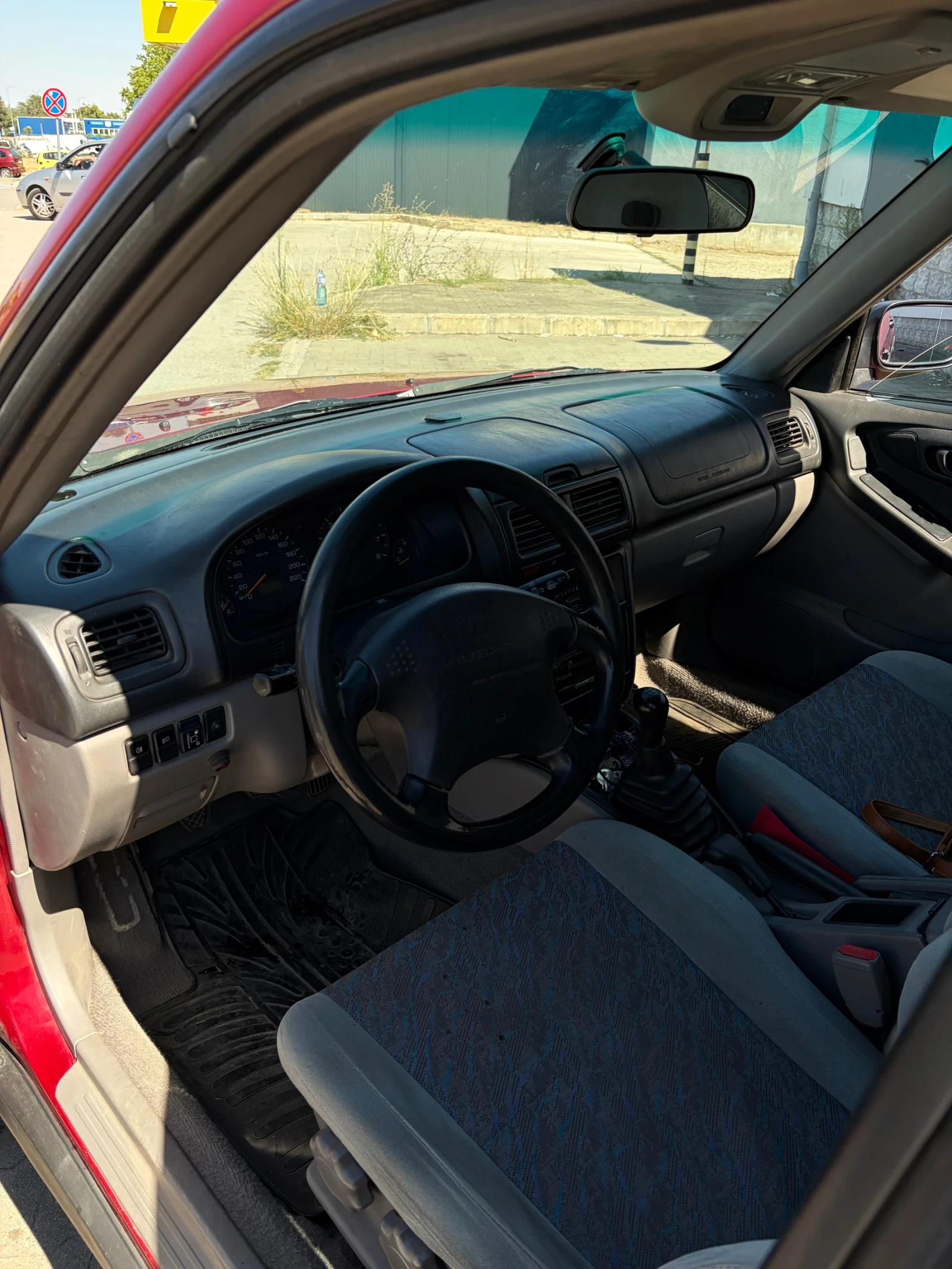 Subaru Forester 2.0i, снимка 7 - Автомобили и джипове - 55678557