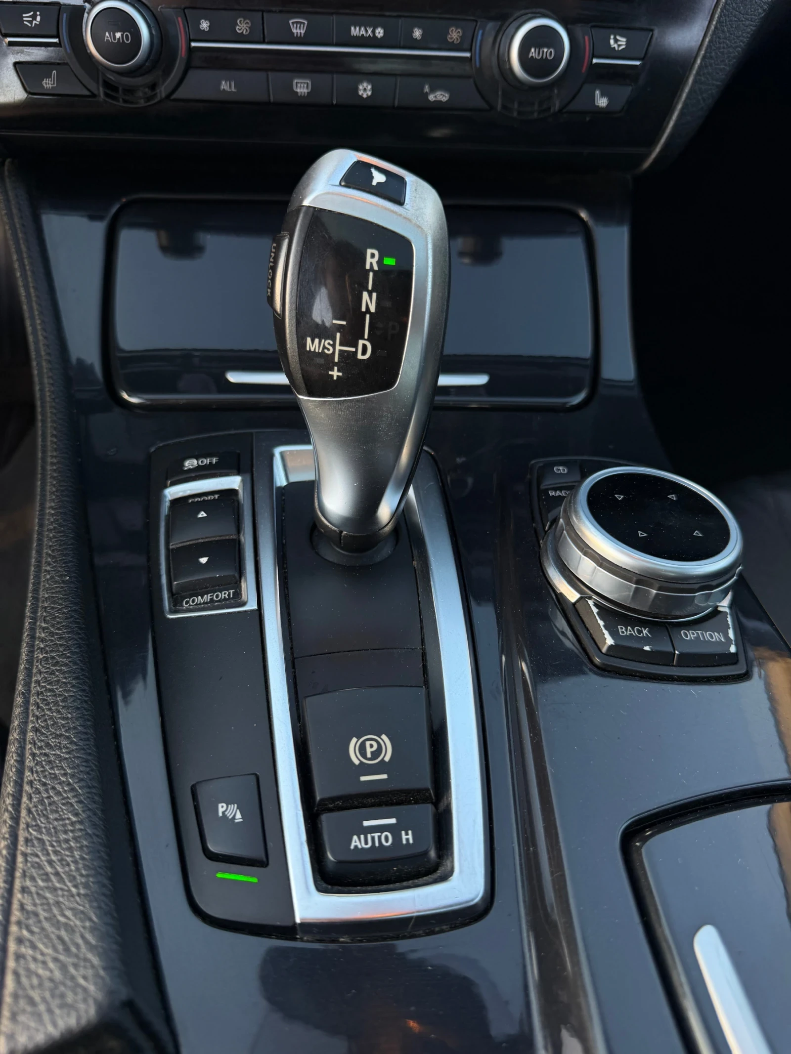 BMW 530 530D 258hp Задно, снимка 12 - Автомобили и джипове - 56127583