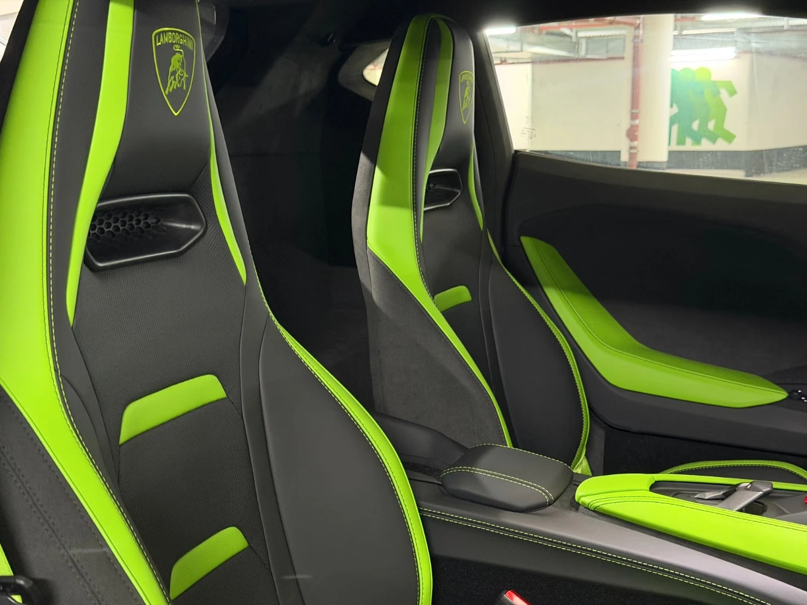 Lamborghini Temerario V8/4WD/LIFT/SONUS FABER/360/MATRIX/CARBON/ | Mobile.bg � ����������� 8