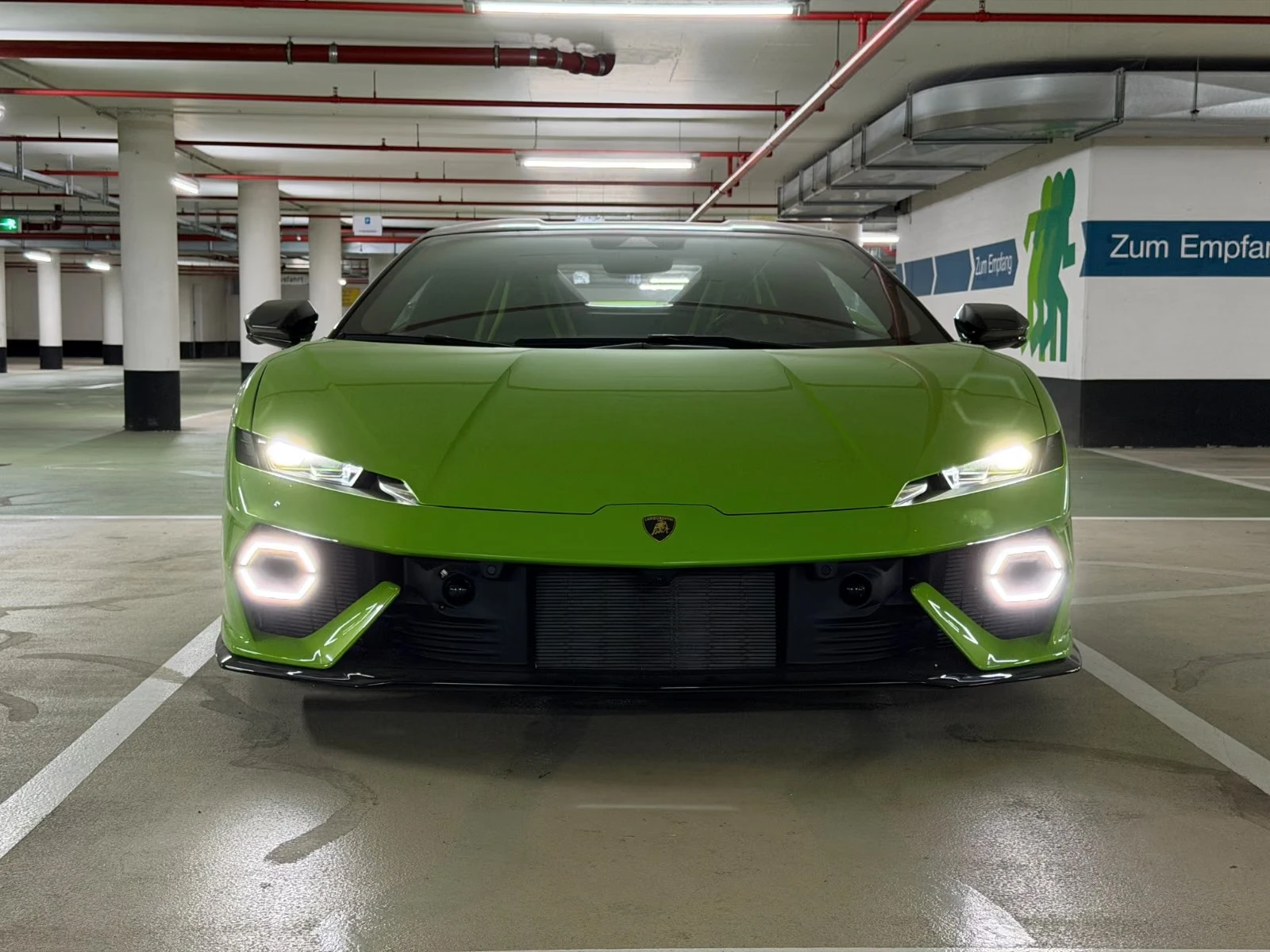 Lamborghini Temerario V8/4WD/LIFT/SONUS FABER/360/MATRIX/CARBON/ | Mobile.bg � ����������� 2