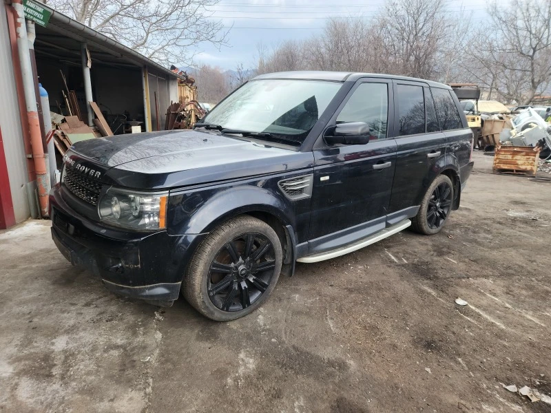 Land Rover Range Rover Sport 3.0HSE, снимка 2 - Автомобили и джипове - 43512404