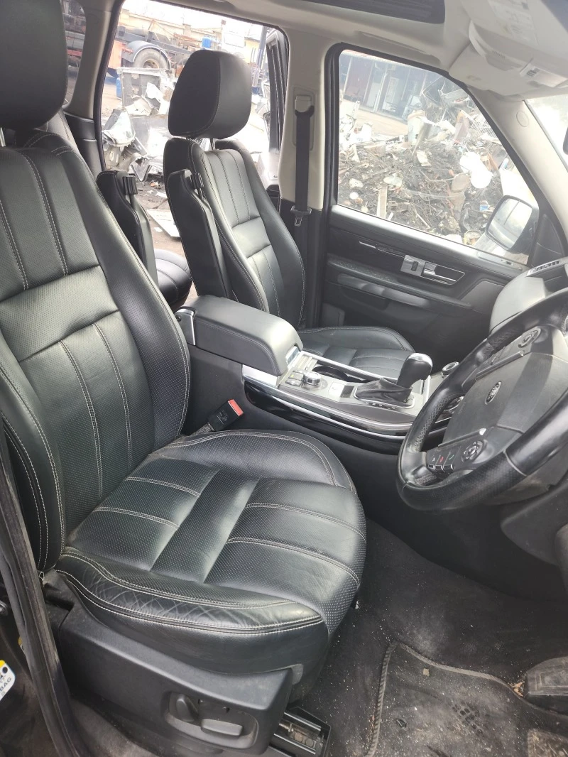 Land Rover Range Rover Sport 3.0HSE, снимка 8 - Автомобили и джипове - 43512404