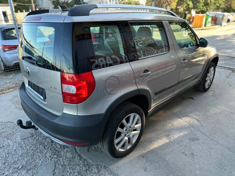 Skoda Yeti * Бензин* Автомат* Кожа* Подгрев* Нави* Парктроник, снимка 3 - Автомобили и джипове - 44954669