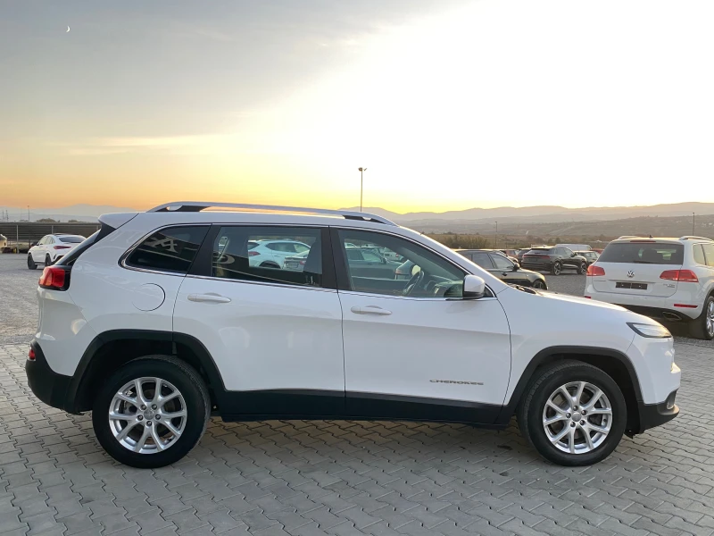 Jeep Cherokee 2.0did 140 ks 4x4 Собствен лизинг!!!, снимка 3 - Автомобили и джипове - 47870858