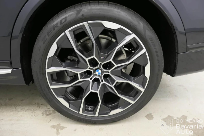 BMW X7 40i xDrive M Sport Paket Sportautomatic, снимка 16 - Автомобили и джипове - 52727371