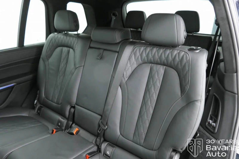 BMW X7 40i xDrive M Sport Paket Sportautomatic, снимка 10 - Автомобили и джипове - 52727371