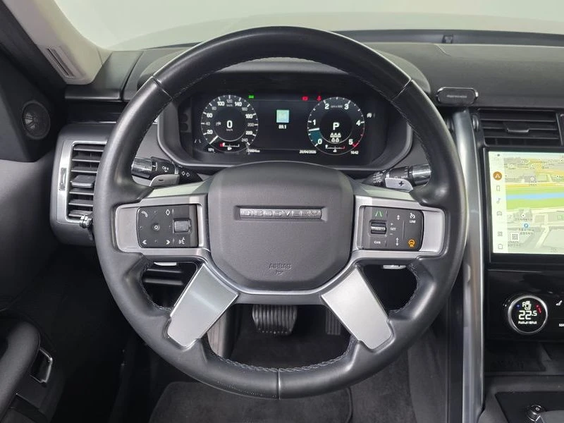 Land Rover Discovery 3.0 Automatic, снимка 13 - Автомобили и джипове - 55845910