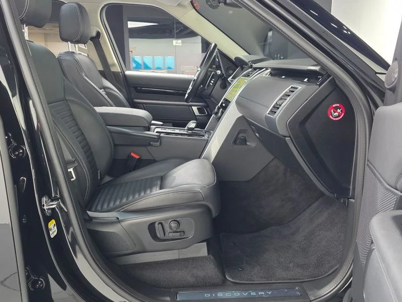 Land Rover Discovery 3.0 Automatic, снимка 11 - Автомобили и джипове - 55845910