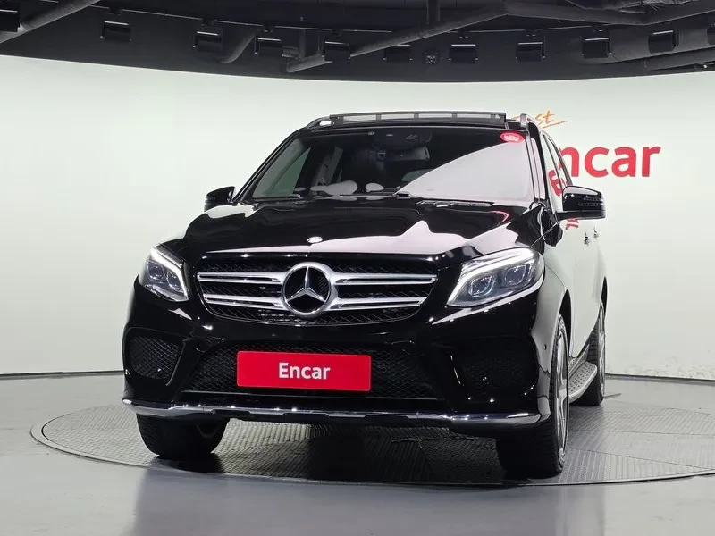 Mercedes-Benz GLE W166 Gle350 D 4Matic, снимка 6 - Автомобили и джипове - 56286412