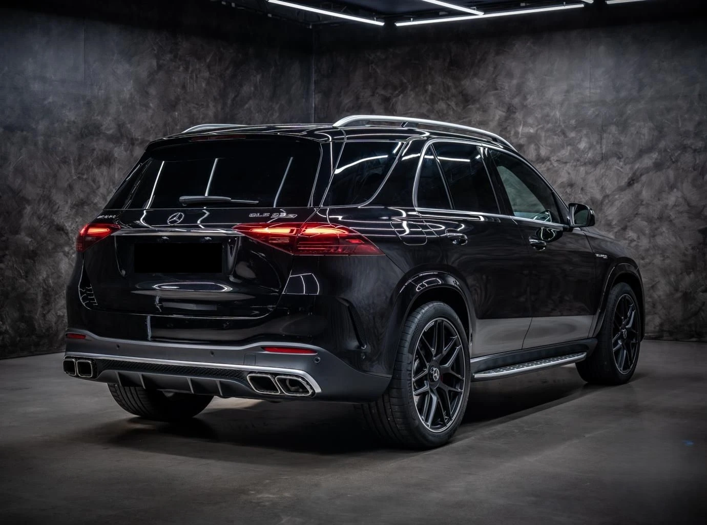 Mercedes-Benz GLE 63 S AMG /FACELIFT/4M/CARBON/ACTIVE RIDE/BURM/PANO/HEAD UP/ - изображение 6