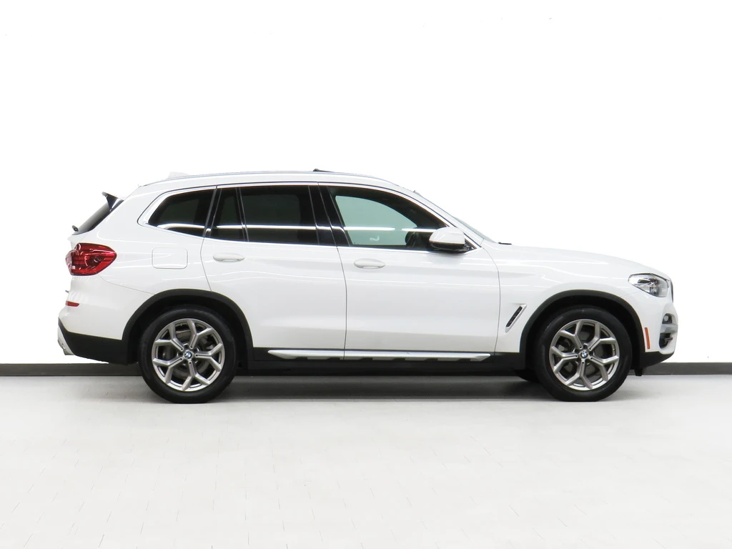 BMW X3 * xDrive30i | Nav | Leather | Pano roof | CarPlay  - изображение 5