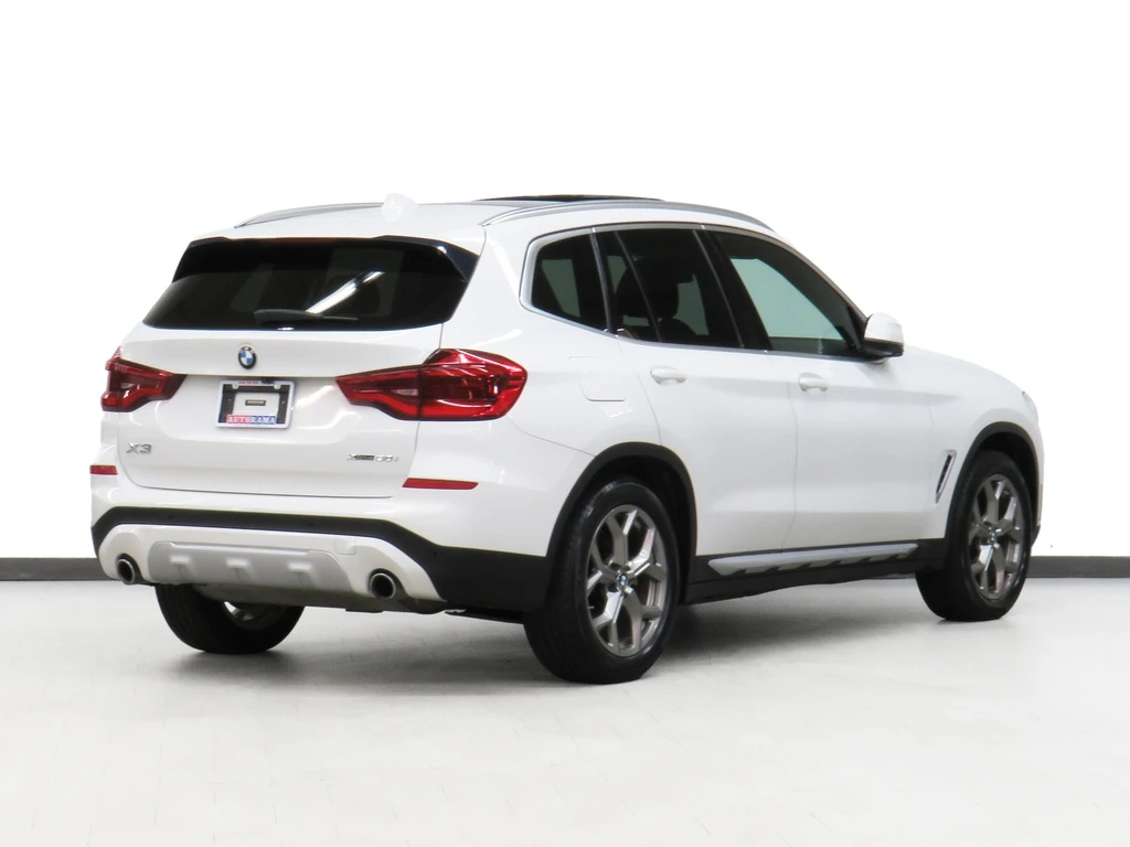 BMW X3 * xDrive30i | Nav | Leather | Pano roof | CarPlay  - изображение 2