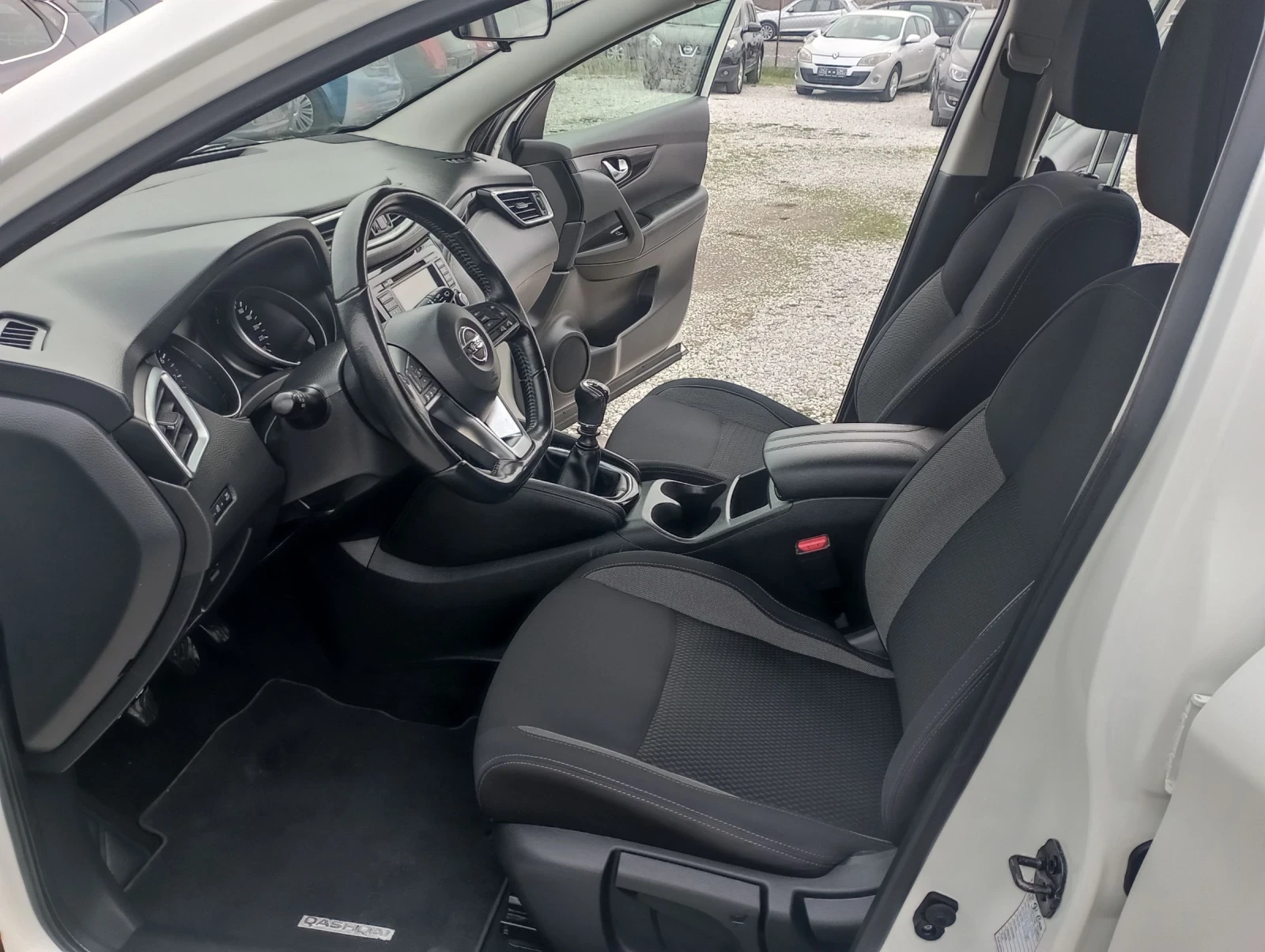 Nissan Qashqai 1.3, N-Connecta, ���� 6D | Mobile.bg � ����������� 11