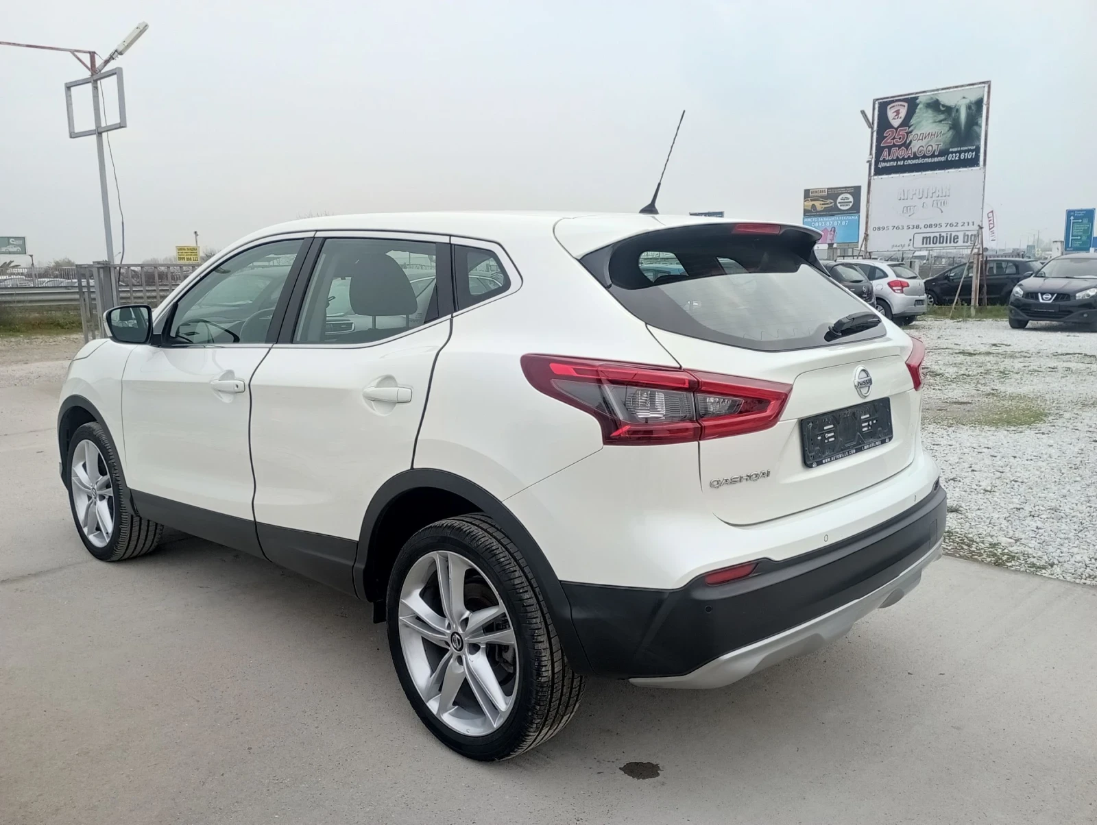Nissan Qashqai 1.3, N-Connecta, ЕВРО 6D - изображение 7