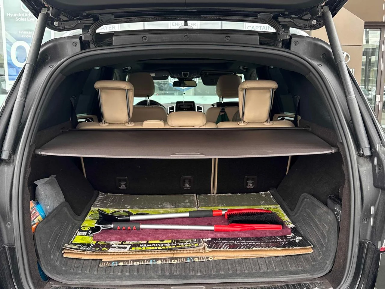 Mercedes-Benz GLE 350 BlueTech* Distronic* AMGpack* 360* Carplay* H&K, снимка 10 - Автомобили и джипове - 54065471