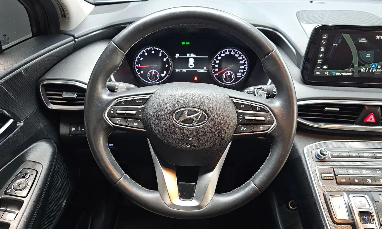 Hyundai Santa fe 2.5T* EXCLUSIVE* DISTRONIC* ОБДУХВАНЕ* КРАЙНА ЦЕНА, снимка 11 - Автомобили и джипове - 55446651