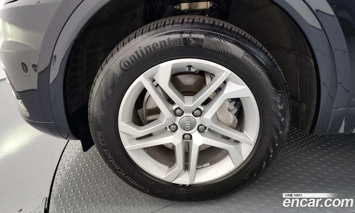 Audi Q5 45 TFSI Quattro, снимка 3 - Автомобили и джипове - 55676677