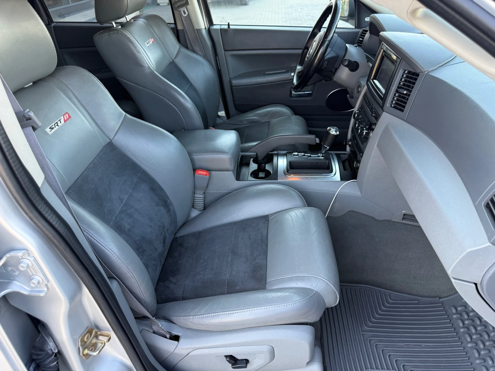 Jeep Grand cherokee 6.1 V8 SRT8 / FULL / KOJA / NAVI / DVD / TUNING  | Mobile.bg � ����������� 10