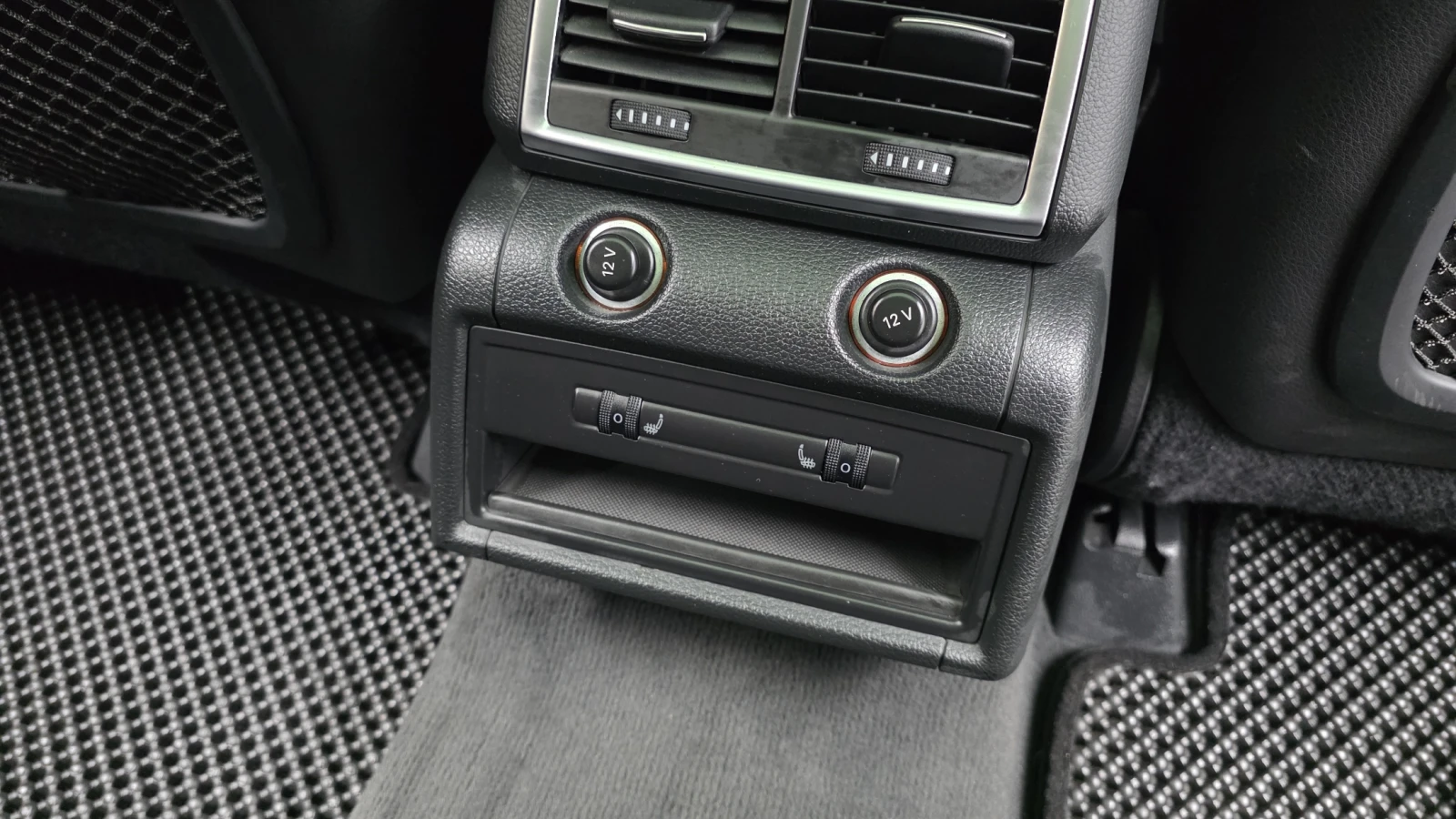 Audi Q7, снимка 16 - Автомобили и джипове - 56562662