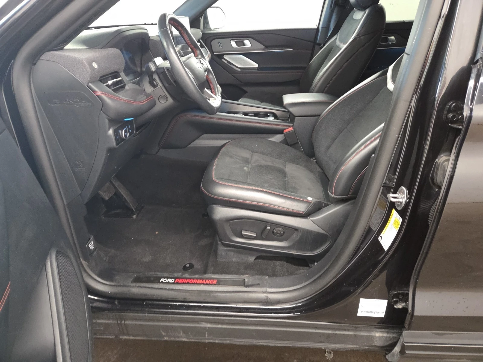 Ford Explorer ST / АВТОКРЕДИТ, снимка 9 - Автомобили и джипове - 56628900