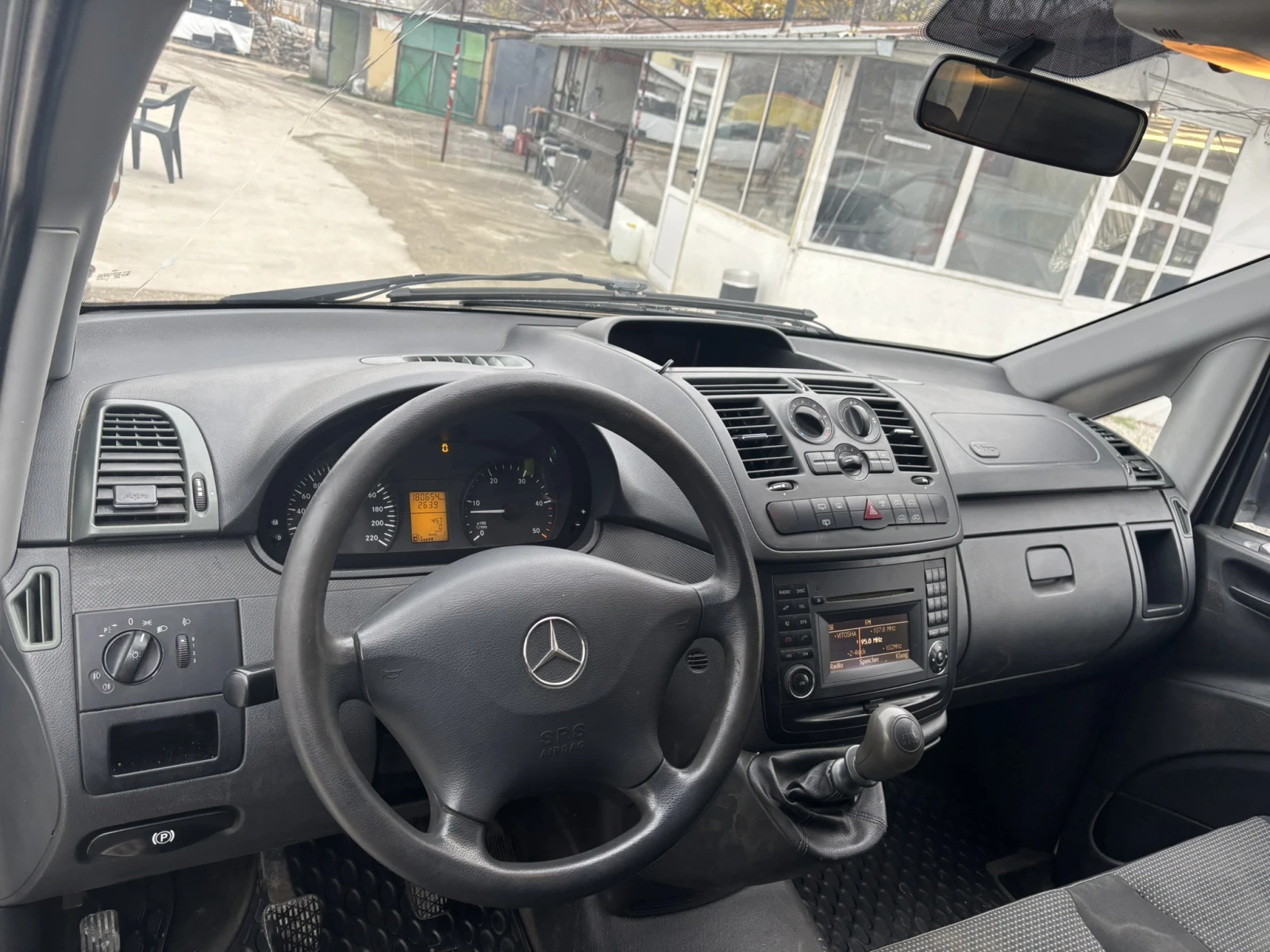 Mercedes-Benz Viano 2.2 - Дизел - изображение 9