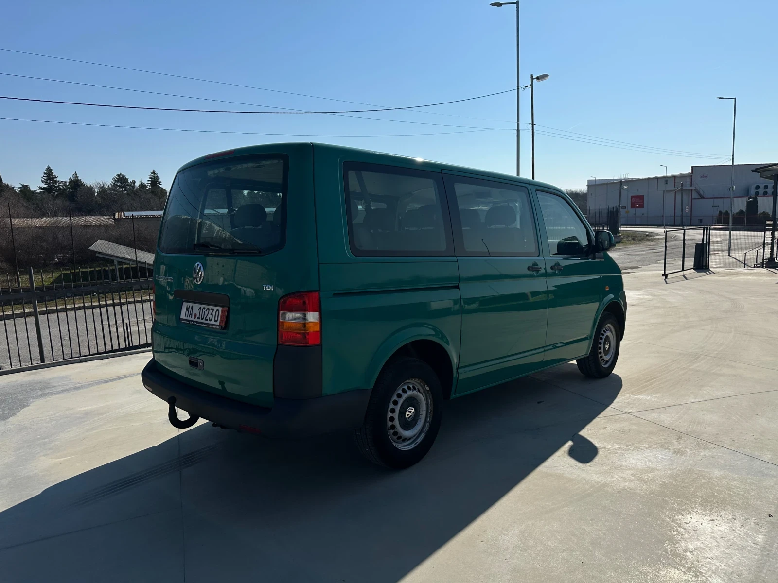 VW T5 9 местен* 1.9TDI* Топ състояние - изображение 4